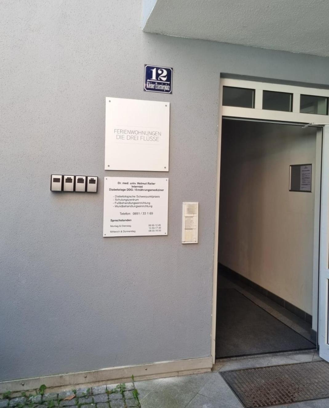 Wohnung Inn - Im Zentrum, Kueche, Parkplatz, Ruhig Gelegen Passau Dış mekan fotoğraf