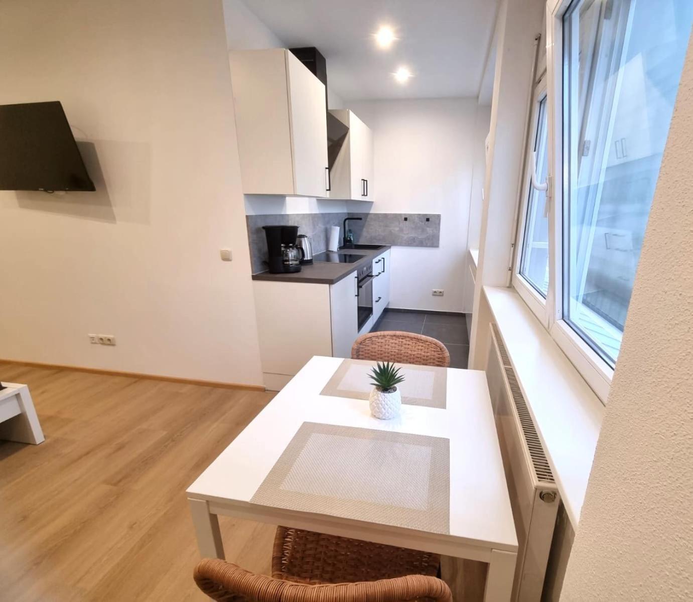 Wohnung Inn - Im Zentrum, Kueche, Parkplatz, Ruhig Gelegen Passau Dış mekan fotoğraf