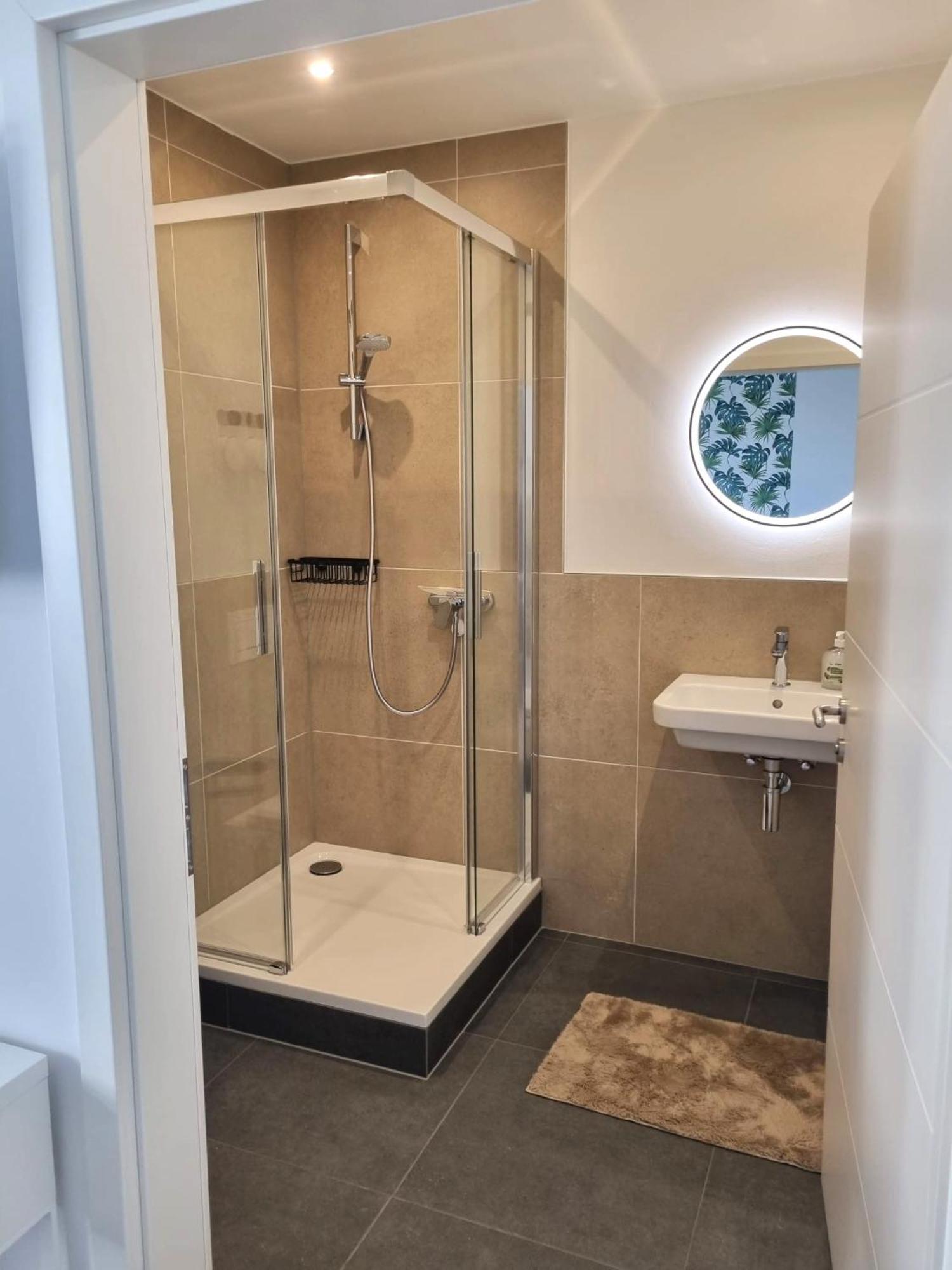 Wohnung Inn - Im Zentrum, Kueche, Parkplatz, Ruhig Gelegen Passau Dış mekan fotoğraf